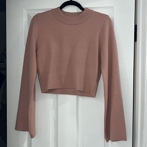 Le Lis Cropped Sweater